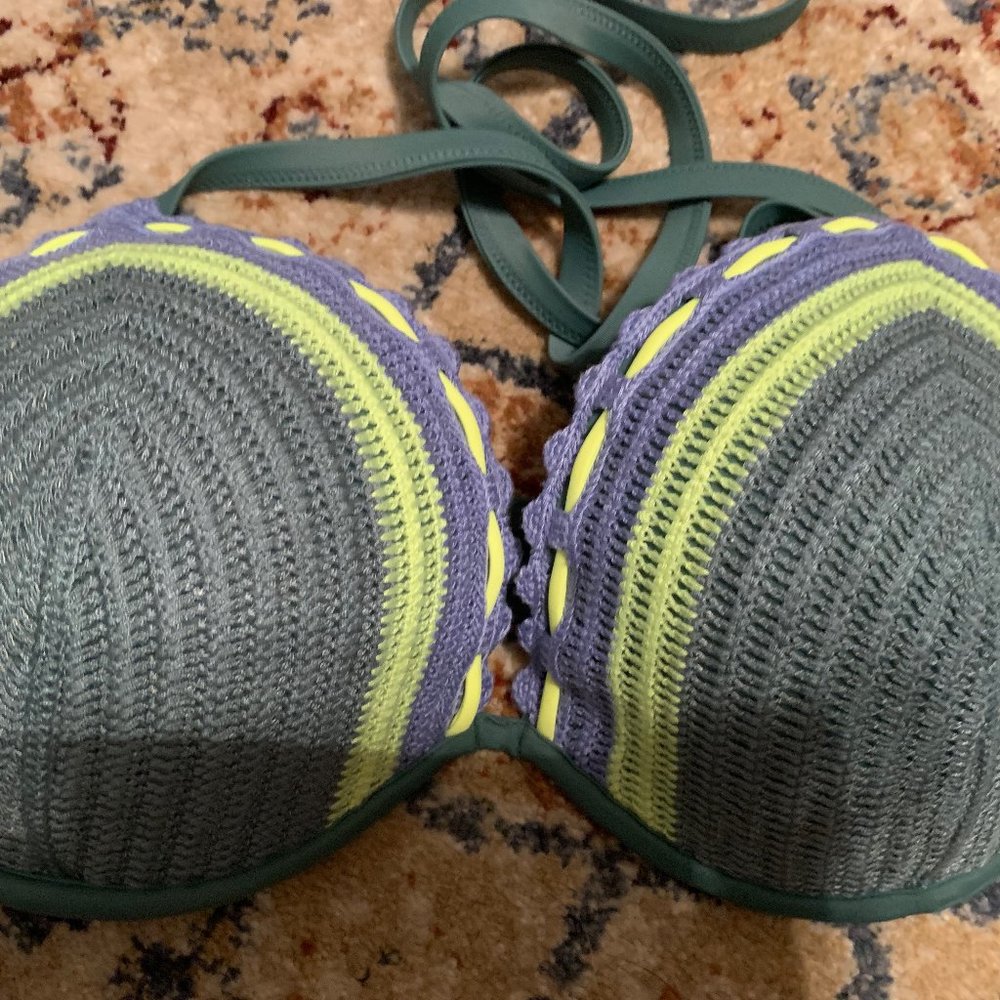NWT SHADE & SHORE GREEN CROCHET BIKINI TOP SZ 36DD